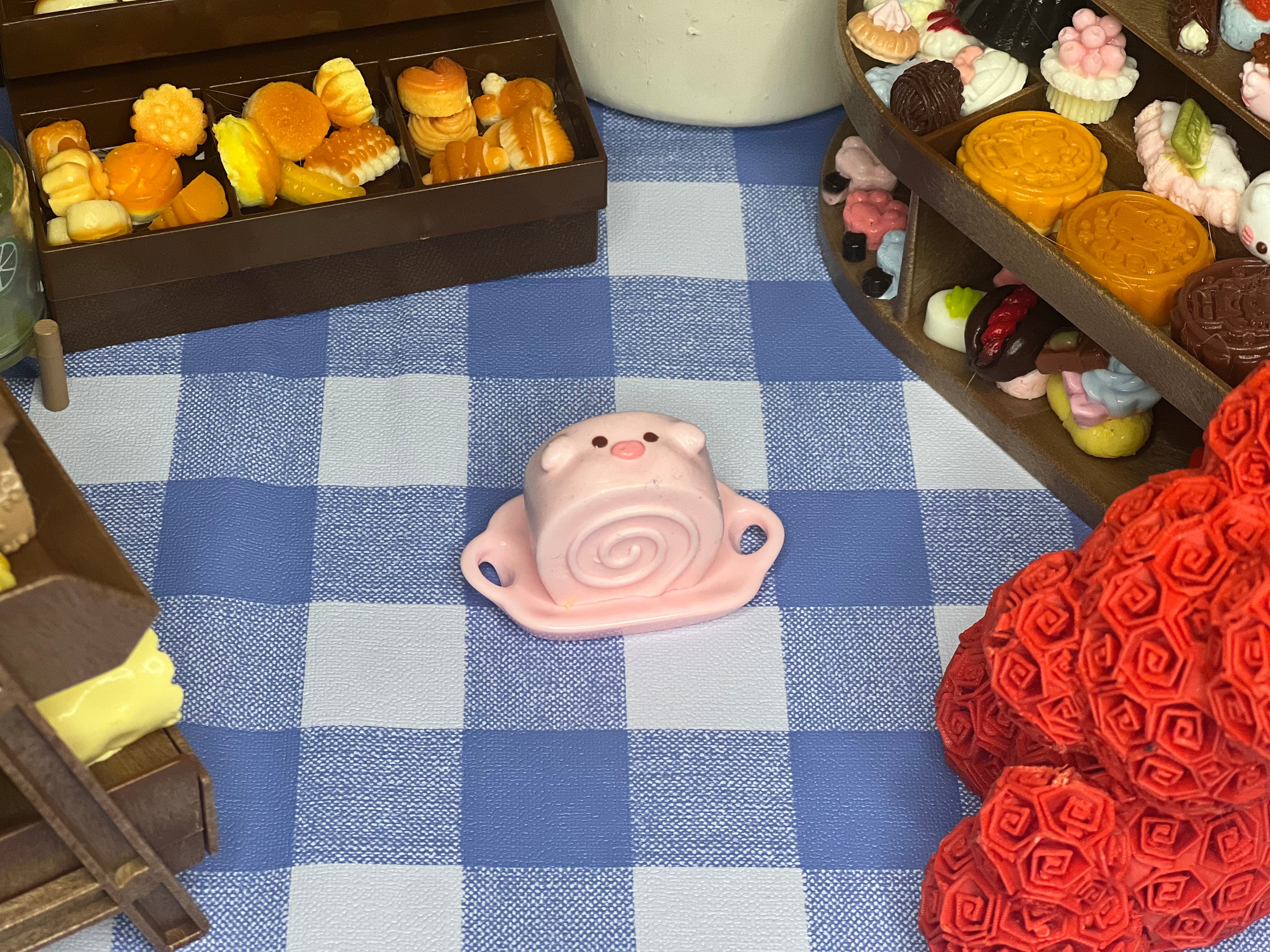 Piggy Piggy Strawberry Roll Squishy
