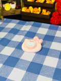 Piggy Piggy Bow Cream Roll Squishy