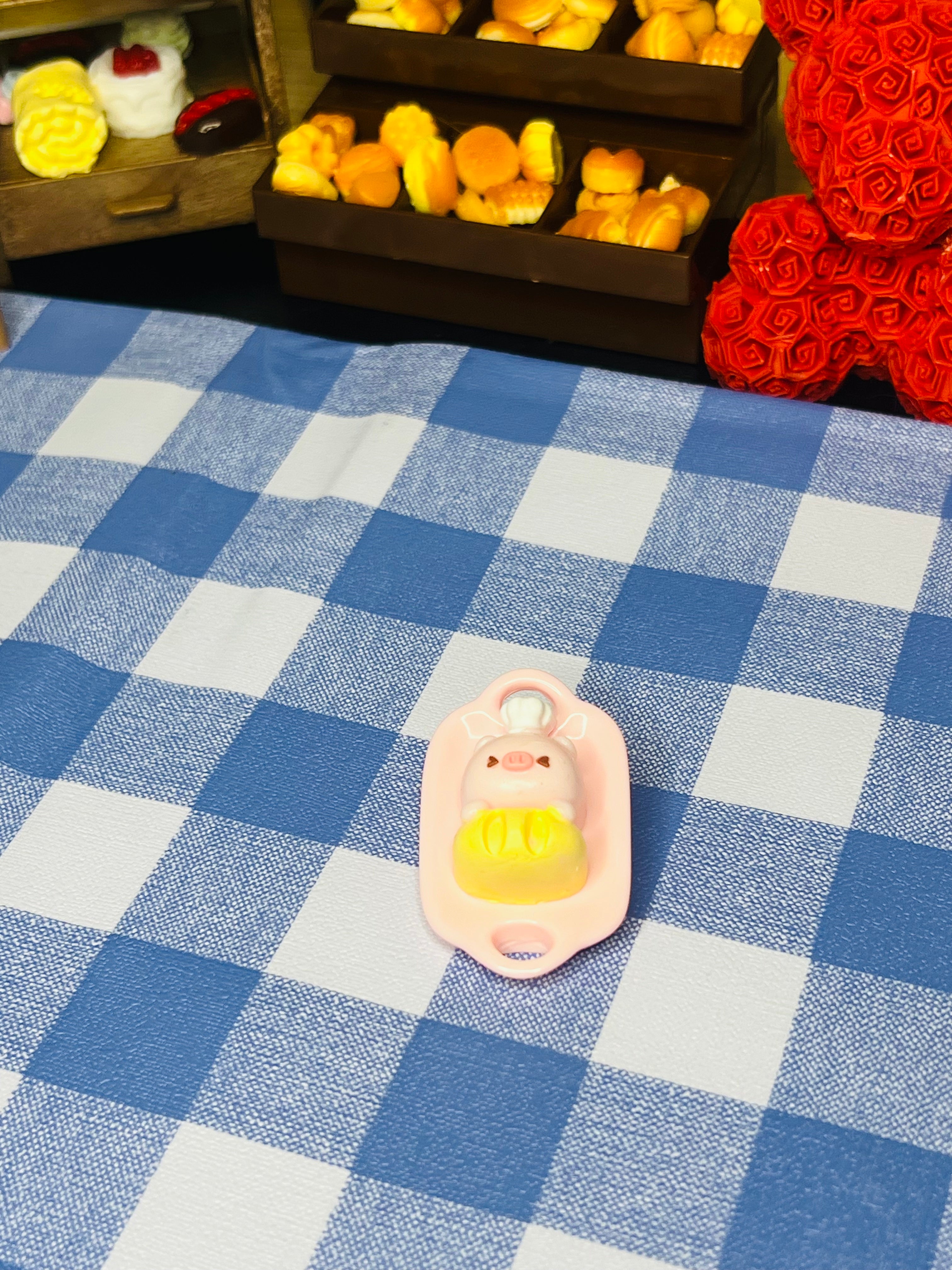 Piggy Piggy Mini Egg Toast Squishy
