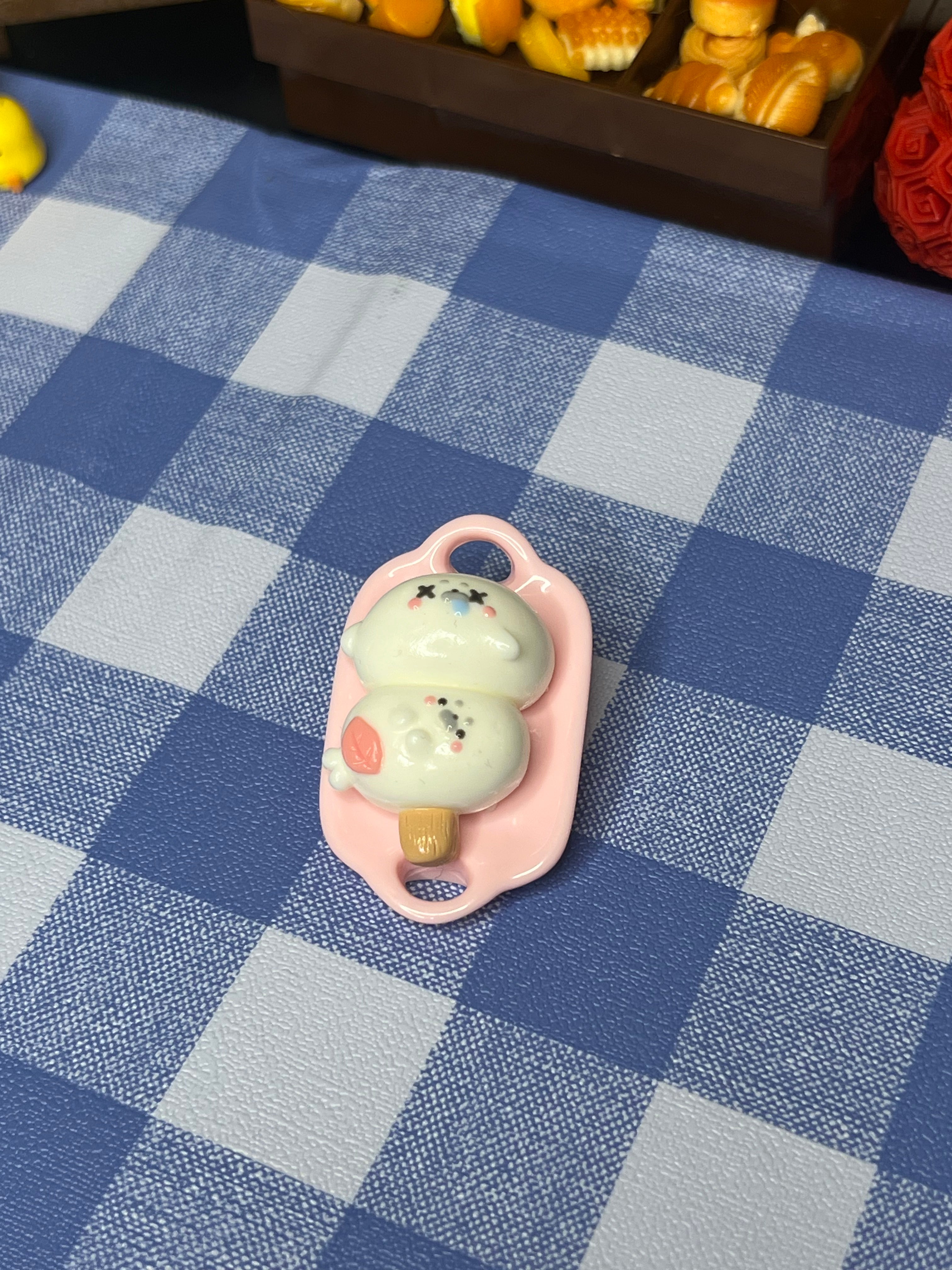 Kawaii Seal Strawberry Baby Capsule Squishy