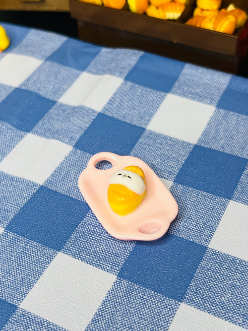 Kawaii Seal Eggy Pink Dish Squishy