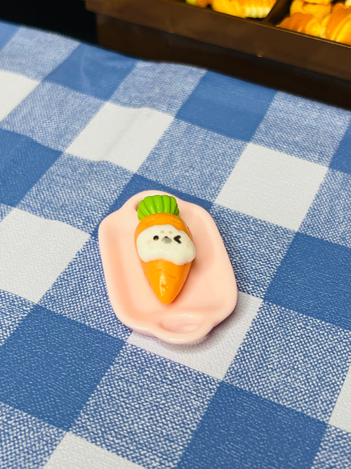 Kawaii Seal Carrot Pink Dish Squishy