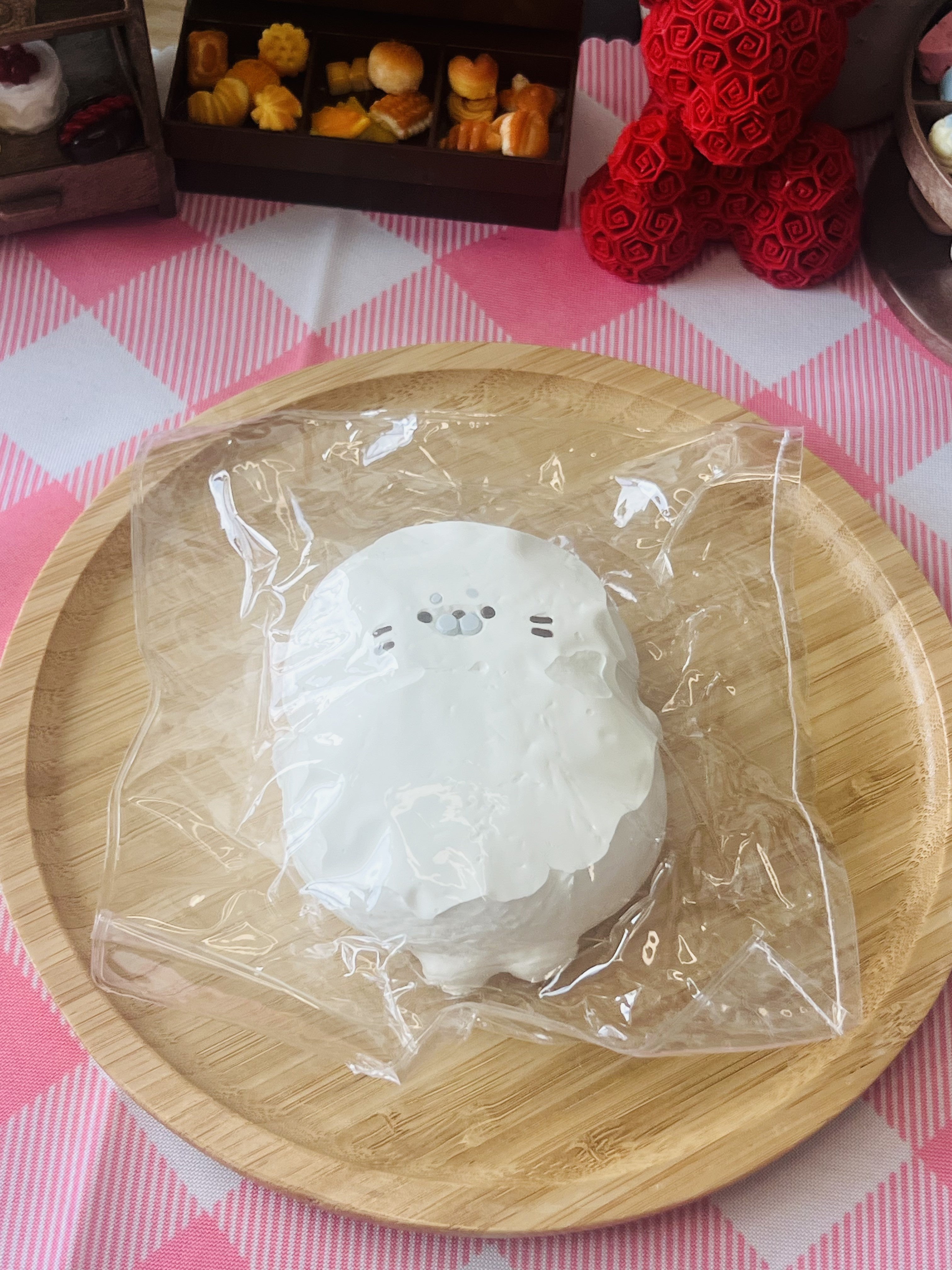 Marshmallow Seal Pudding Squishy