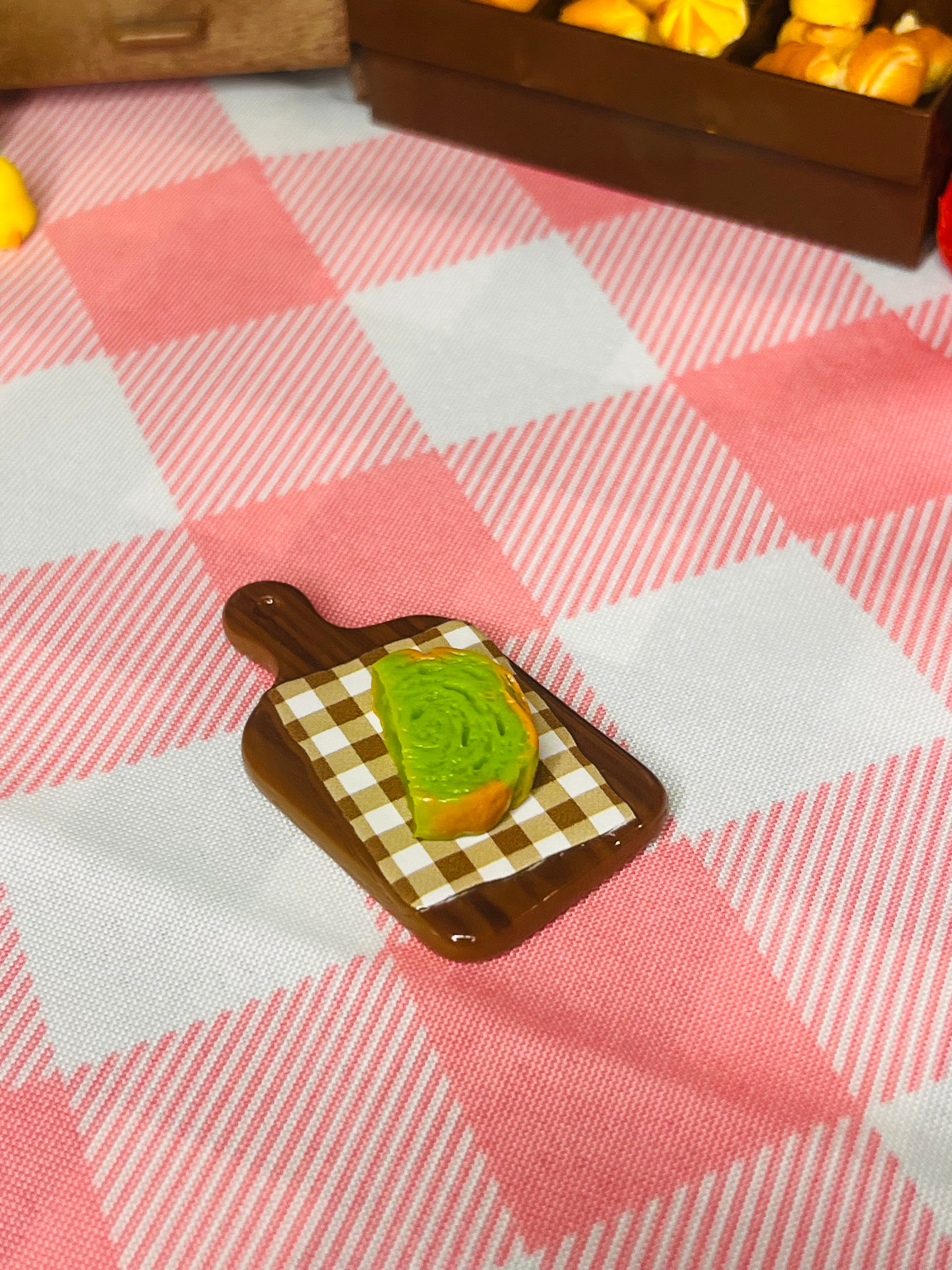 Mini Matcha Melon Pan Board Taba Squishy