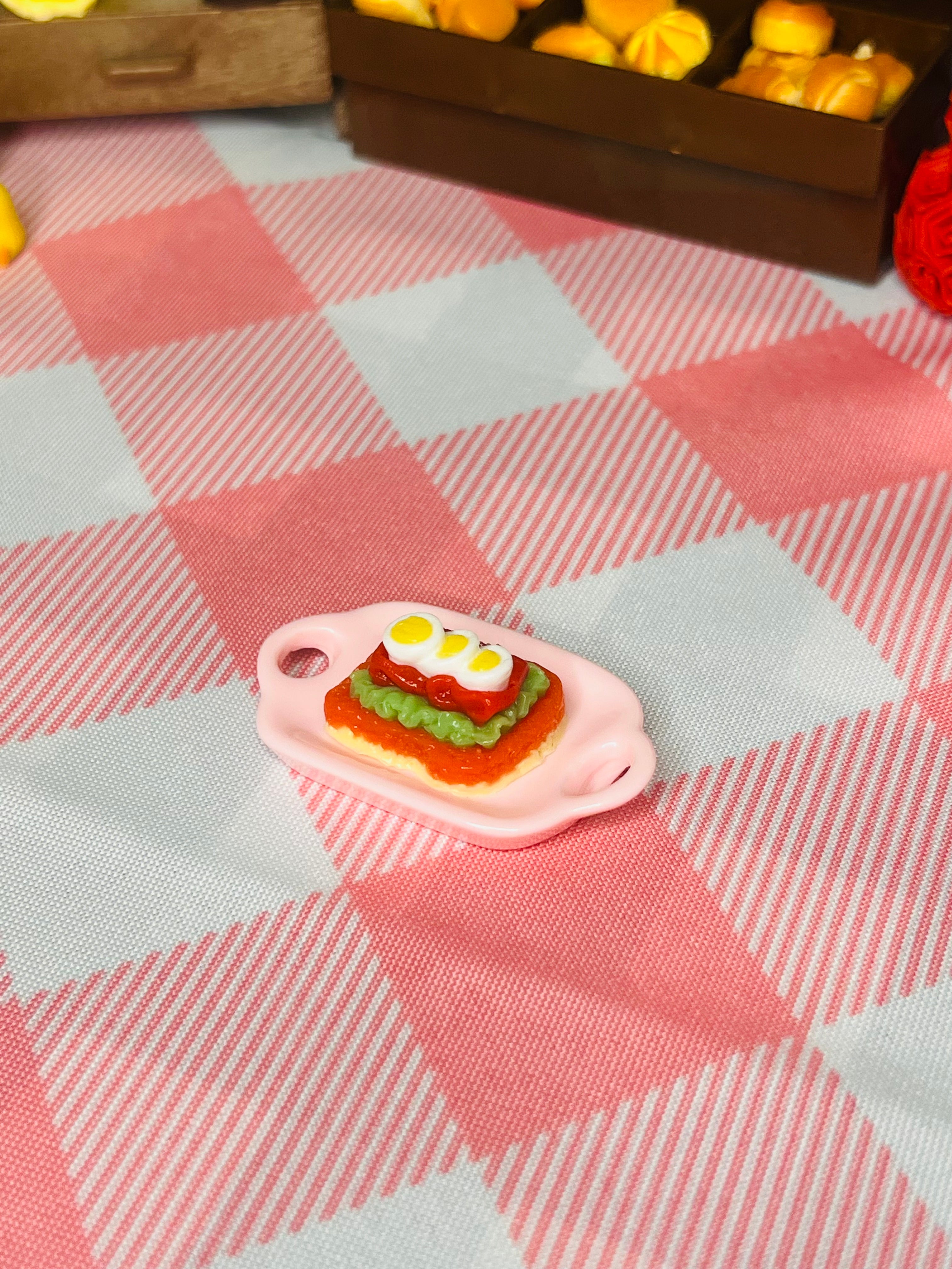Mini Strawberry Toast Plate Taba Squishy