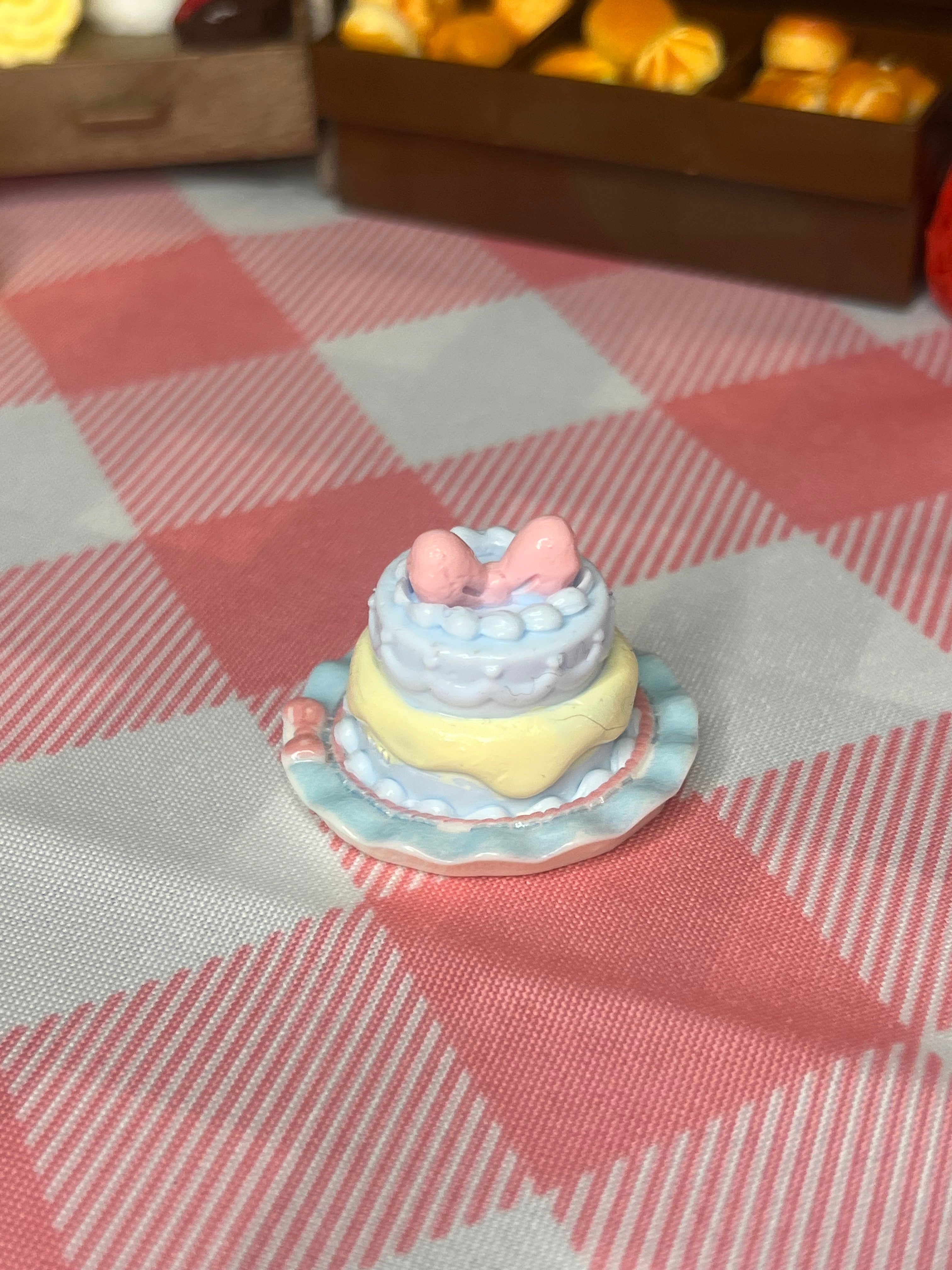 Mini Pastel Rainbow Cream Cake Taba Squishy