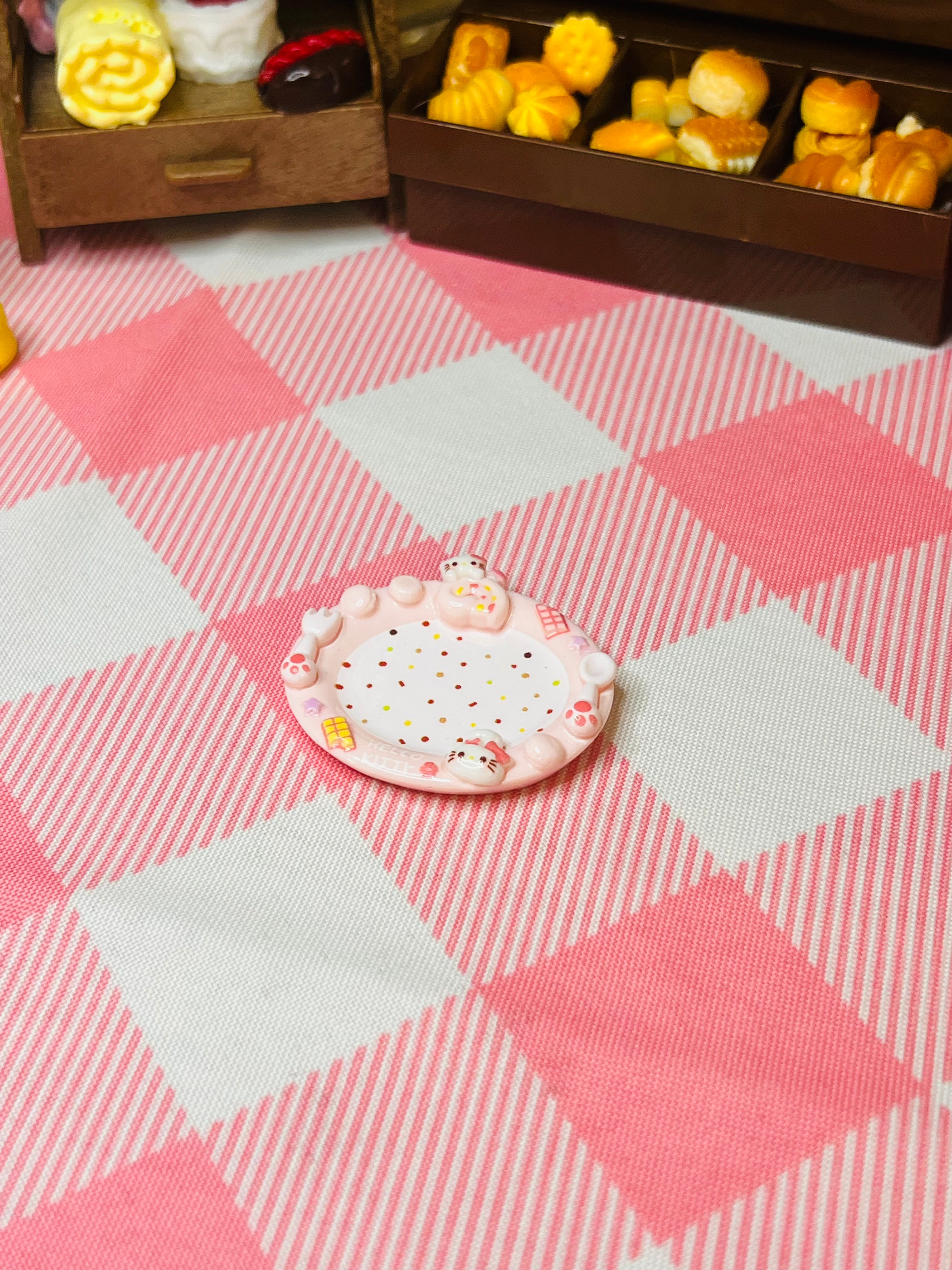 Strawberry Sprinkle Plate Mini Dining Plate - Mini Dining Plate Series