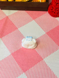 Sleepy White Cloud Puff Mini Taba Squishy